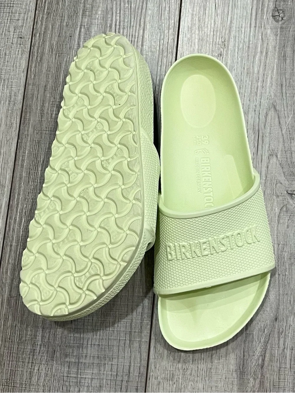 Birkenstock lightweight slide